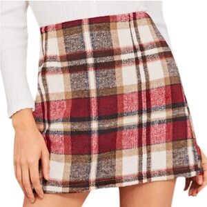 Women’s plaid high waisted skirt